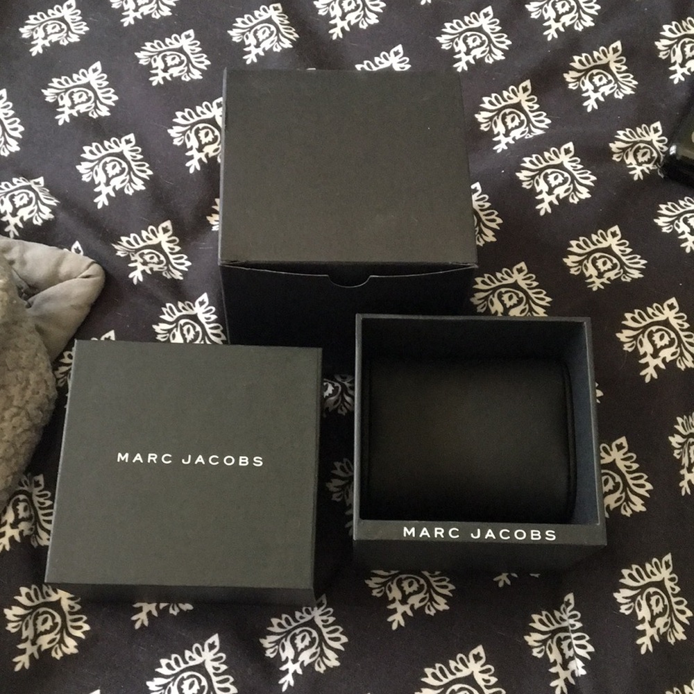 Marc Jacobs watch box